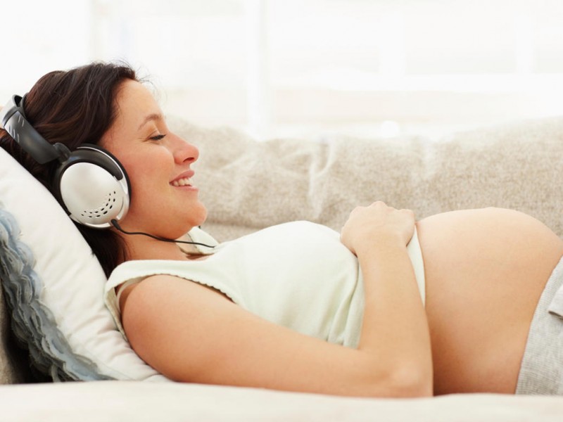  3 lợi ích bất ngờ của âm nhạc với quá trình chuyển dạ